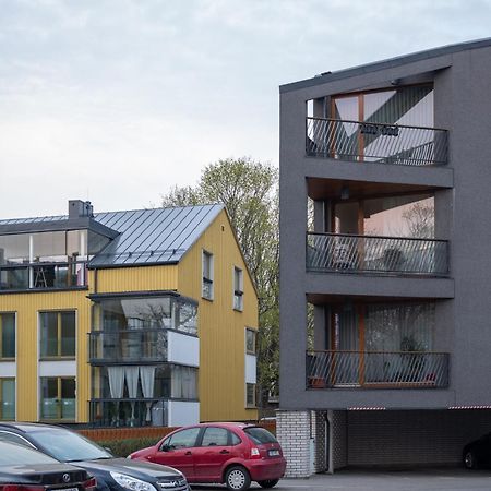 Dream Stay - Stylish Apartment Near Old Town With Free Parking Tallinn Exterior photo